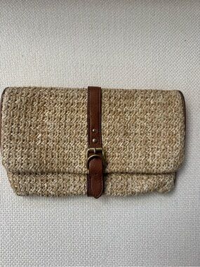 Gap Woven Straw Raffia Clutch Brown Buckle One Size